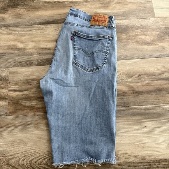 Levi’s 541 Light Wash Cutoff Denim Shorts – Men’s Size 34 Distressed Raw Hem - Picture 5 of 5